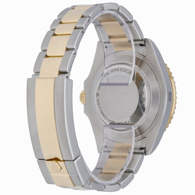 Rolex Sea-Dweller 126603 Image 3